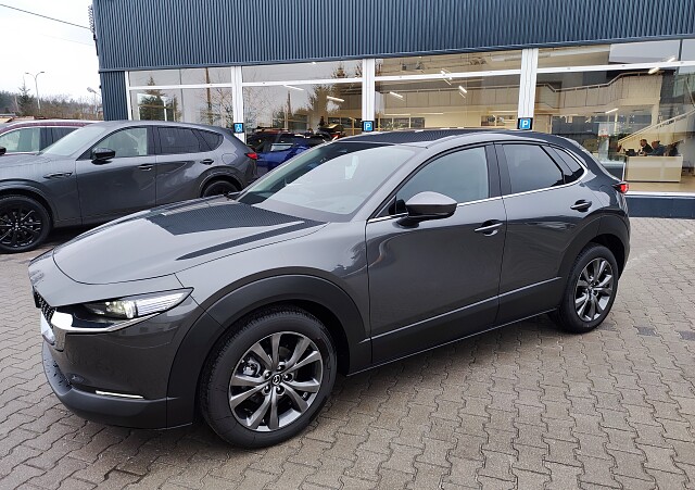 Mazda CX-30 - Kolor Machine Gray, zdjęcie 3