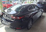 Mazda 3 - Kolor Jet Black, zdjęcie 4