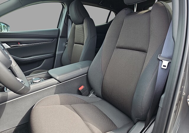 Mazda 3 - Kolor Machine Gray, zdjęcie 17