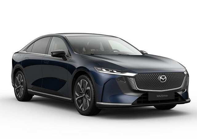 Mazda 6e - Kolor Deep Crystal Blue, zdjęcie 1