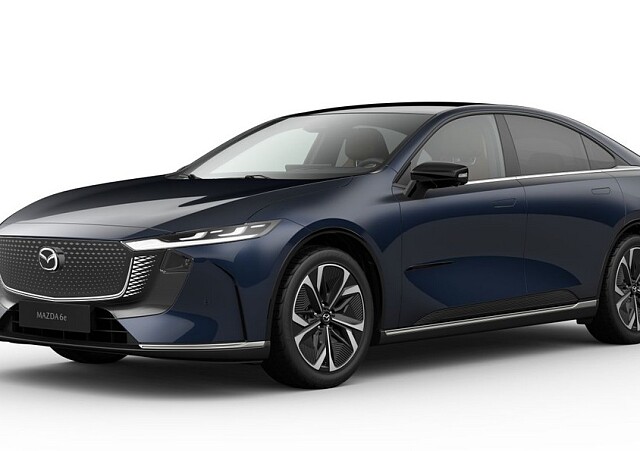 Mazda 6e - Kolor Deep Crystal Blue, zdjęcie 4