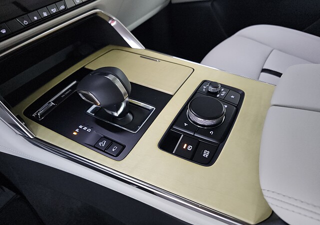 Mazda CX-60 - Kolor Machine Gray, zdjęcie 8