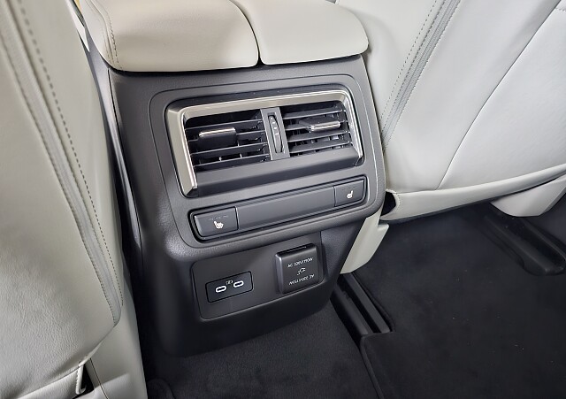 Mazda CX-60 - Kolor Machine Gray, zdjęcie 13