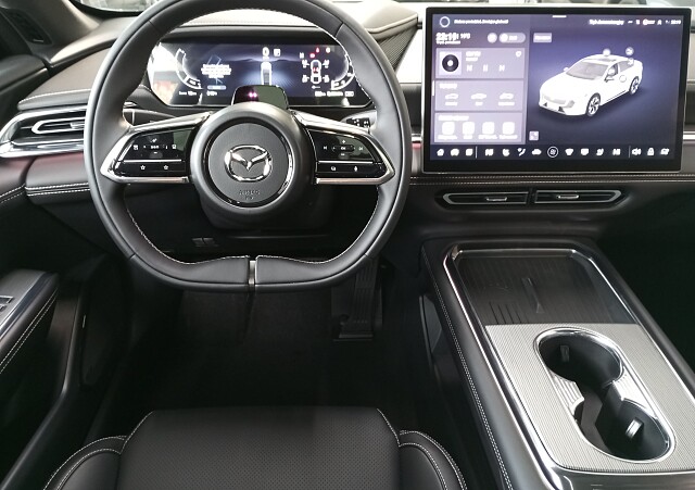 Mazda 6e - Kolor Machine Gray, zdjęcie 4