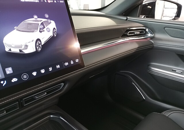 Mazda 6e - Kolor Machine Gray, zdjęcie 10