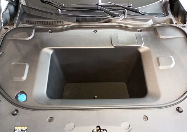 Mazda 6e - Kolor Machine Gray, zdjęcie 11