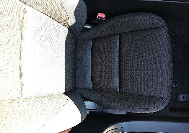 Mazda 3 - Kolor Zircon Sand Metalic, zdjęcie 13