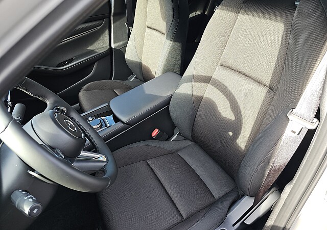 Mazda 3 - Kolor Platinum Quartz, zdjęcie 12