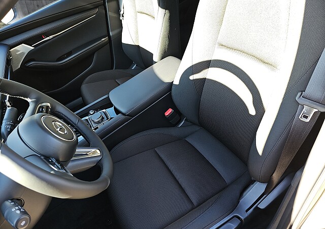 Mazda 3 - Kolor Zircon Sand Metalic, zdjęcie 23