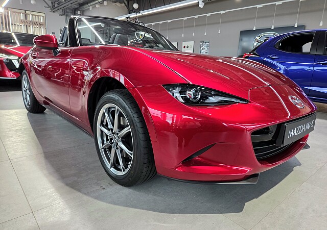Mazda MX-5 - Kolor Soul Red Crystal, zdjęcie 2