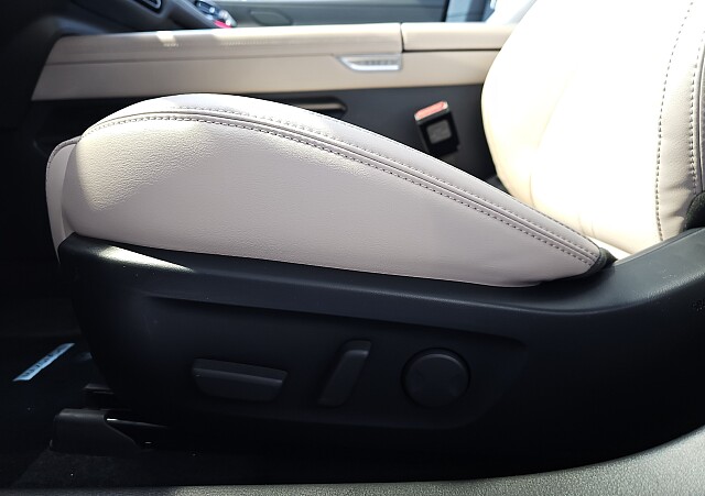 Mazda 6e - Kolor Soul Red Crystal, zdjęcie 8