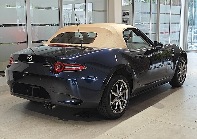 Mazda MX-5 - Kolor Deep Crystal Blue, zdjęcie 7