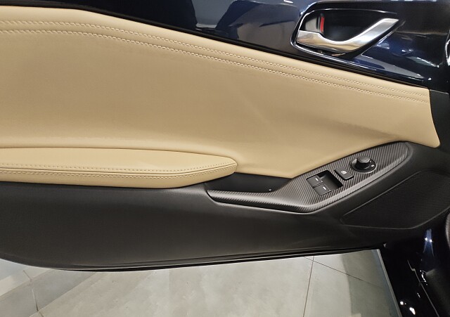 Mazda MX-5 - Kolor Deep Crystal Blue, zdjęcie 9