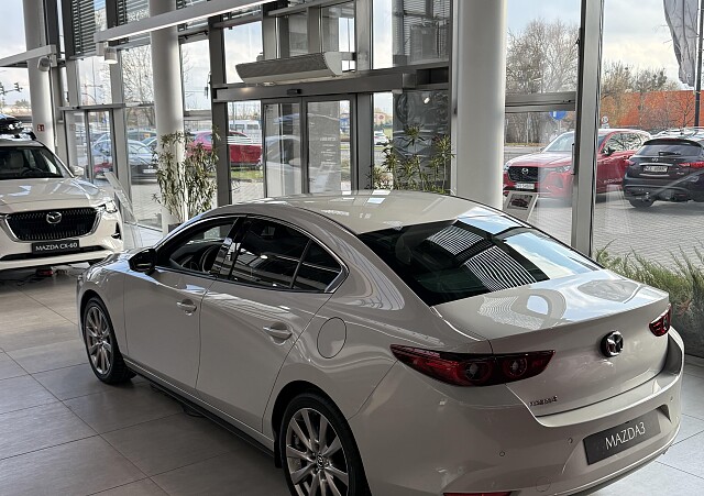 Mazda 3 - Kolor Ceramic Metalic, zdjęcie 3