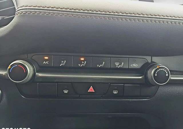 Mazda 3 - Kolor Deep Crystal Blue, zdjęcie 18