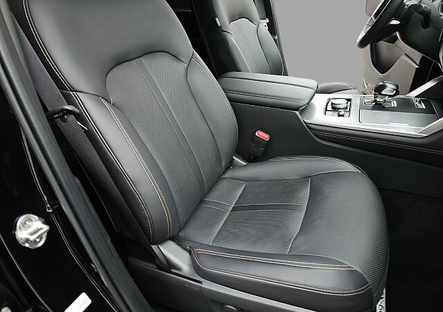 Mazda CX-60 - Kolor Jet Black, zdjęcie 21