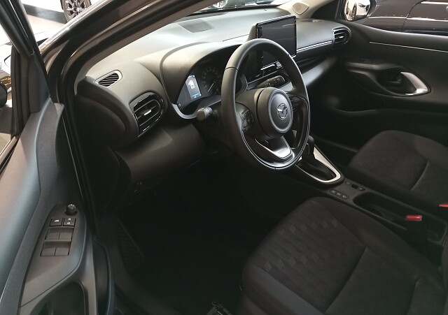 Mazda 2 Hybrid - Kolor Formal Red, zdjęcie 2