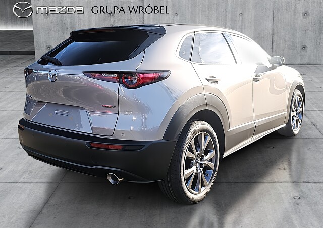 Mazda CX-30 - Kolor Platinum Quartz, zdjęcie 5