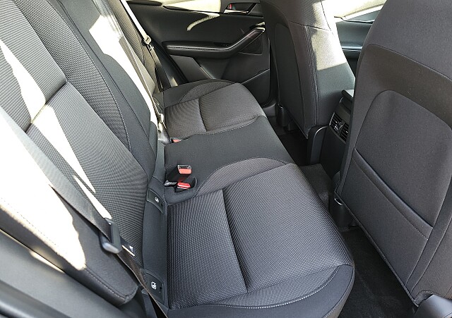 Mazda CX-30 - Kolor Machine Gray, zdjęcie 10