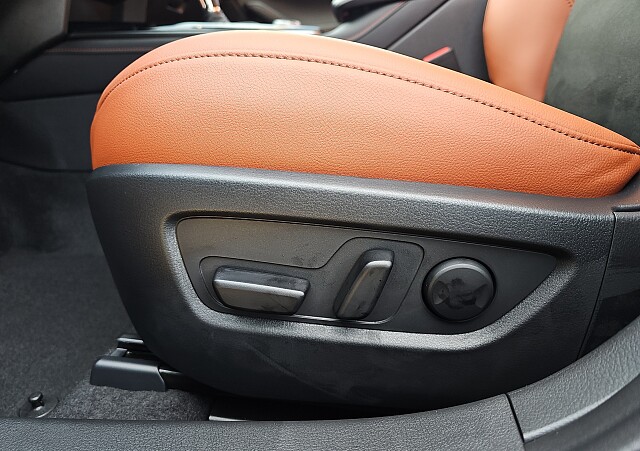 Mazda CX-30 - Kolor Soul Red Crystal, zdjęcie 13