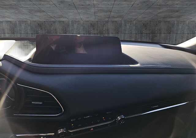 Mazda CX-30 - Kolor Machine Gray, zdjęcie 15