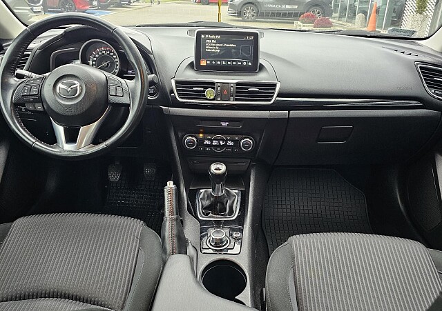 Mazda 3 - Kolor Srebrny, zdjęcie 10