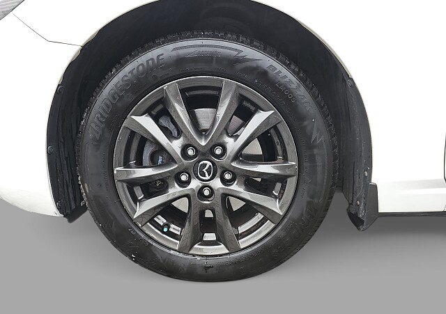 Mazda 3 - Kolor Snowflake White Pearl, zdjęcie 9