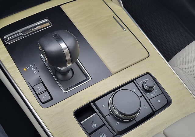 Mazda CX-80 - Kolor Brązowy, zdjęcie 9