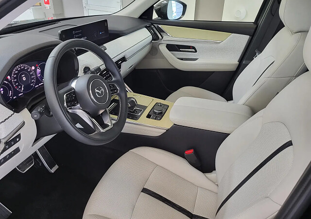 Mazda CX-60 - Kolor Jet Black, zdjęcie 6