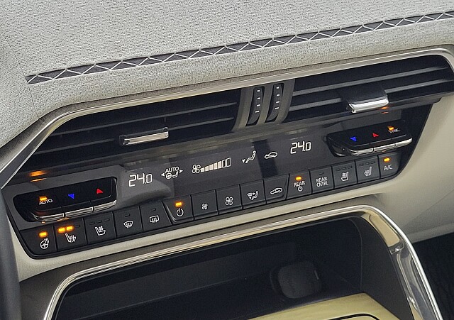 Mazda CX-80 - Kolor Brązowy, zdjęcie 11