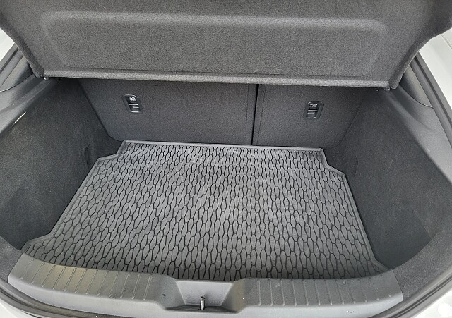 Mazda 3 - Kolor Ceramic Metalic, zdjęcie 12