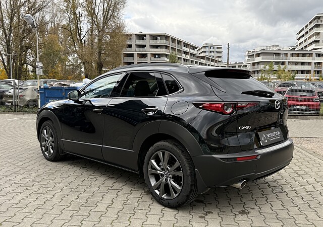 Mazda CX-30 - Kolor Jet Black, zdjęcie 9