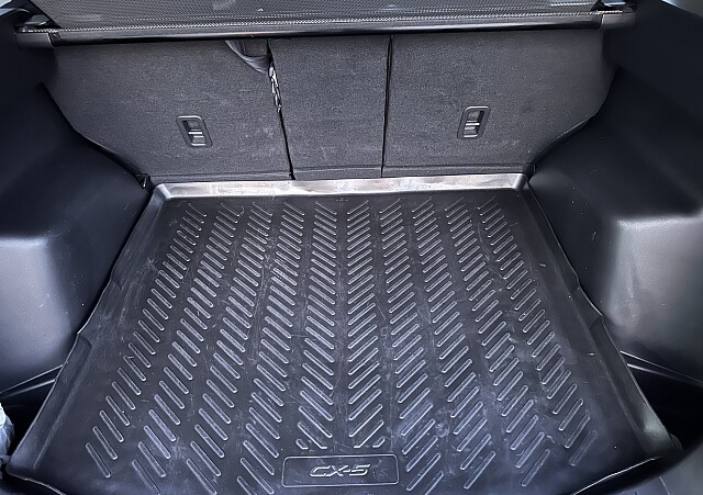 Mazda CX-5 - Kolor Szary, zdjęcie 9