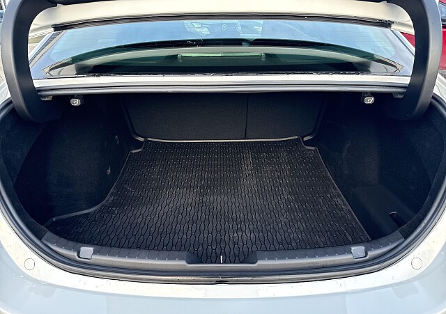 Mazda 3 - Kolor Ceramic Metalic, zdjęcie 16