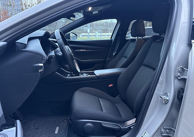 Mazda 3 - Kolor Platinum Quartz, zdjęcie 7