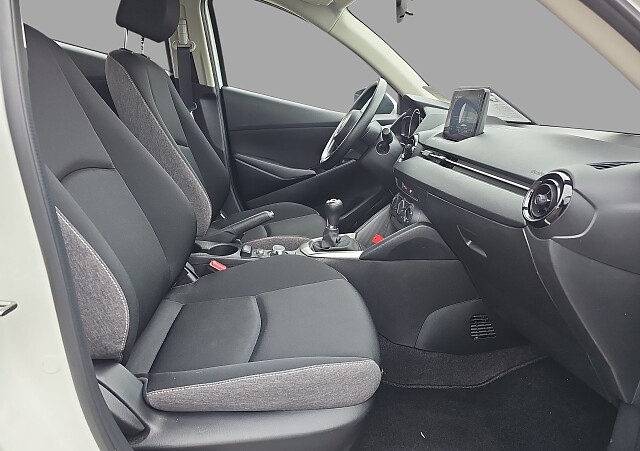 Mazda 2 - Kolor Biały, zdjęcie 21