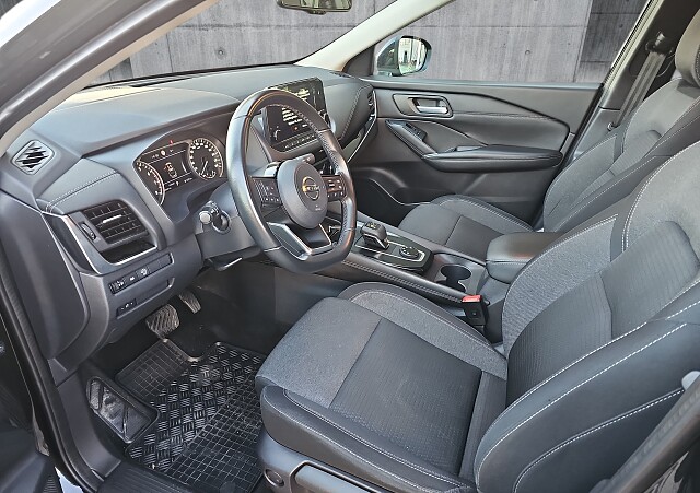 Nissan Qashqai - Kolor Czarny, zdjęcie 8