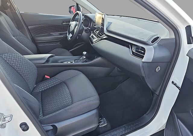 Toyota C-HR - Kolor Biały, zdjęcie 14