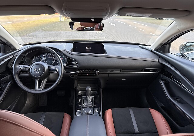 Mazda CX-30 - Kolor Jet Black, zdjęcie 21