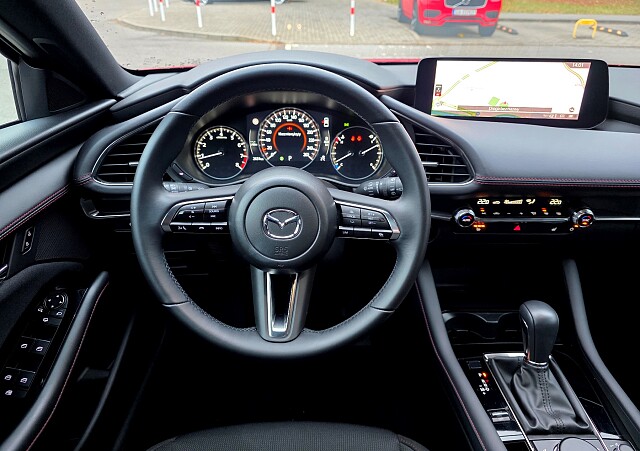 Mazda 3 - Kolor Soul Red Crystal, zdjęcie 6