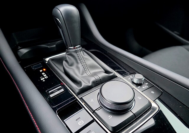 Mazda 3 - Kolor Soul Red Crystal, zdjęcie 12