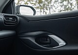 Mazda 2 Hybrid - Kolor Opera Black, zdjęcie 18