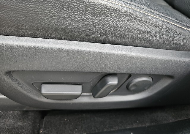 Mazda CX-60 - Kolor Rhodium White, zdjęcie 21