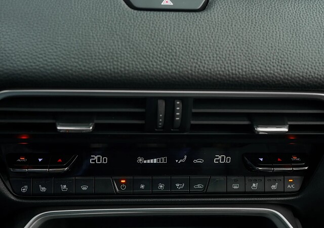 Mazda CX-60 - Kolor Rhodium White, zdjęcie 29