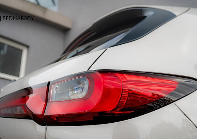 Mazda CX-60 - Kolor Platinum Quartz, zdjęcie 3