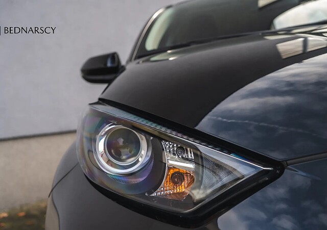 Mazda 2 Hybrid - Kolor Opera Black, zdjęcie 4