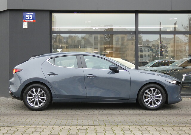 Mazda 3 - Kolor Polymetal Gray, zdjęcie 3