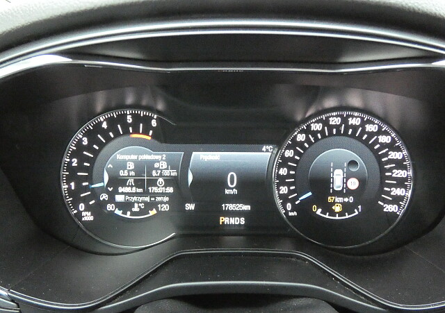 Ford Mondeo - Kolor Czarny, zdjęcie 17