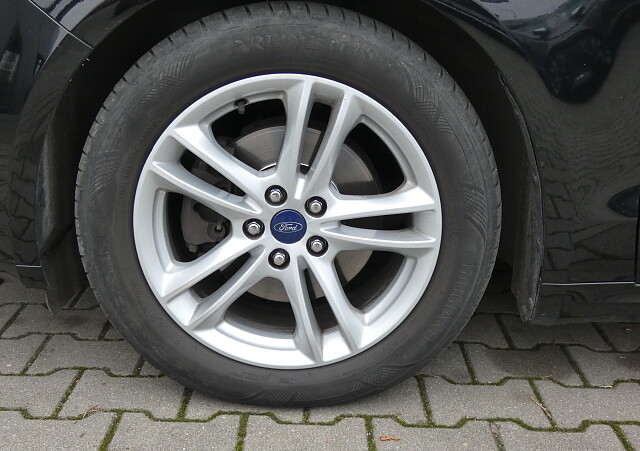 Ford Mondeo - Kolor Czarny, zdjęcie 7