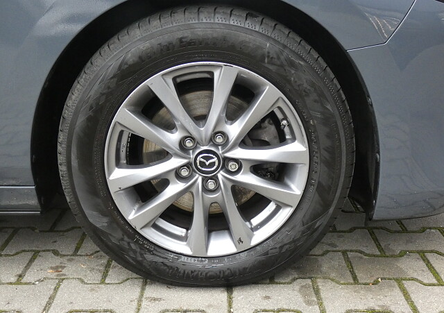 Mazda 3 - Kolor Polymetal Gray, zdjęcie 7